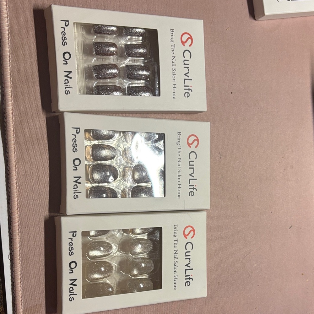 CurvLife  Press On Nails